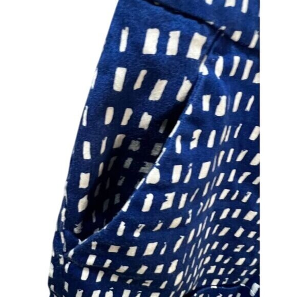 New York & Company Blue Printed Chino Shorts Size 2‎ - Picture 5 of 6